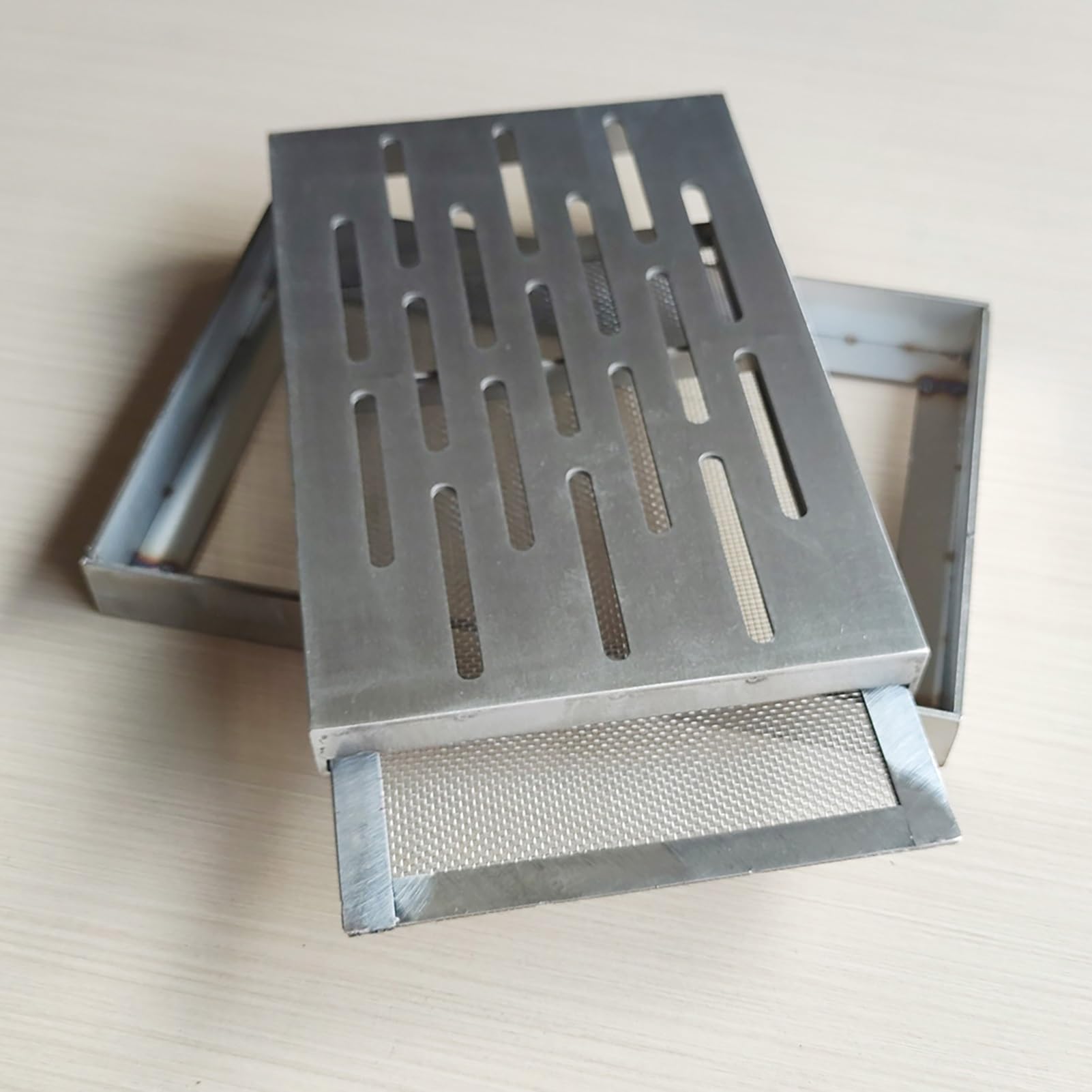 Grille de drainage antirouille à filtre intégré pour stopper les débris