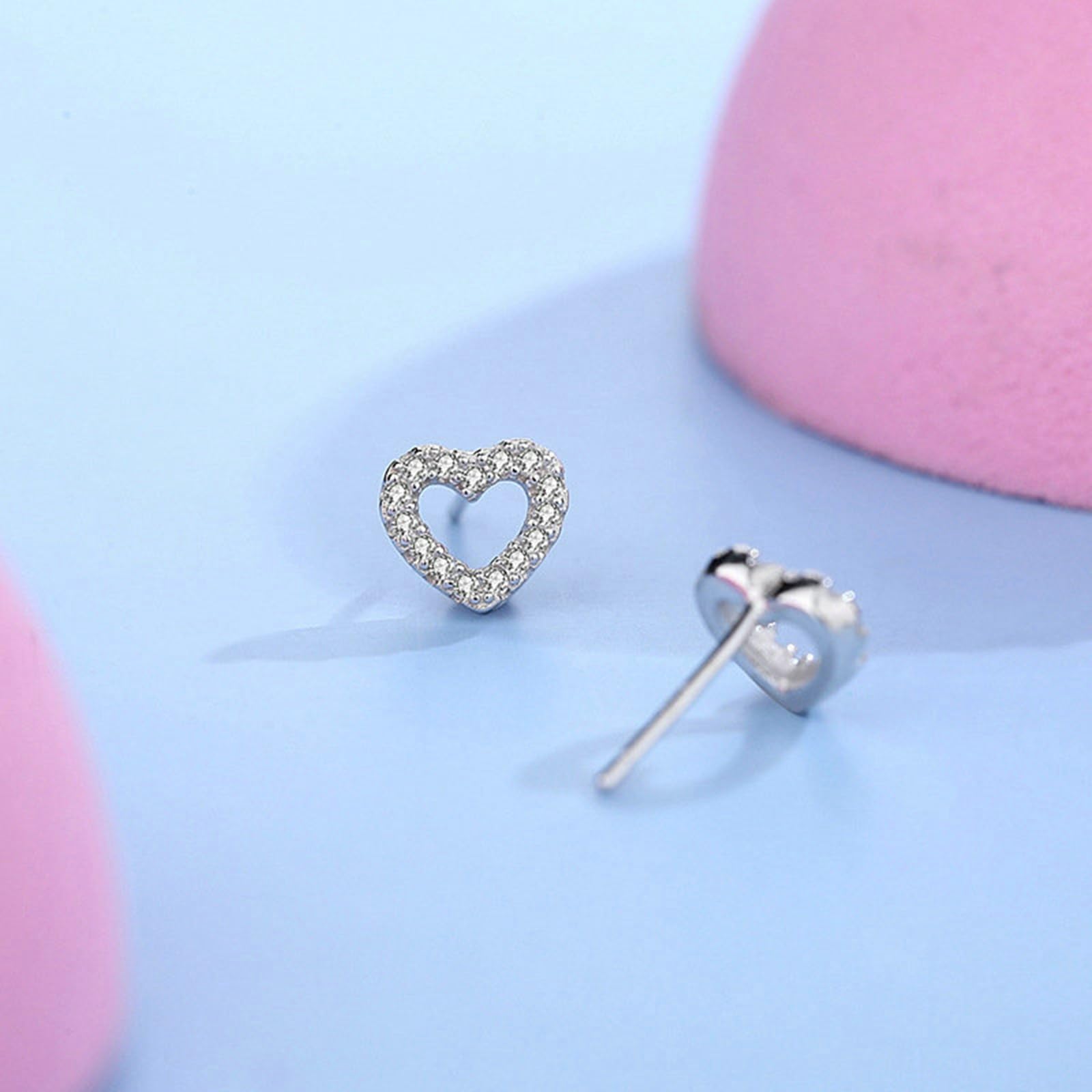 Orecchini da donna in oro 9/14/18 carati, a forma di cuore, con pavé di diamanti