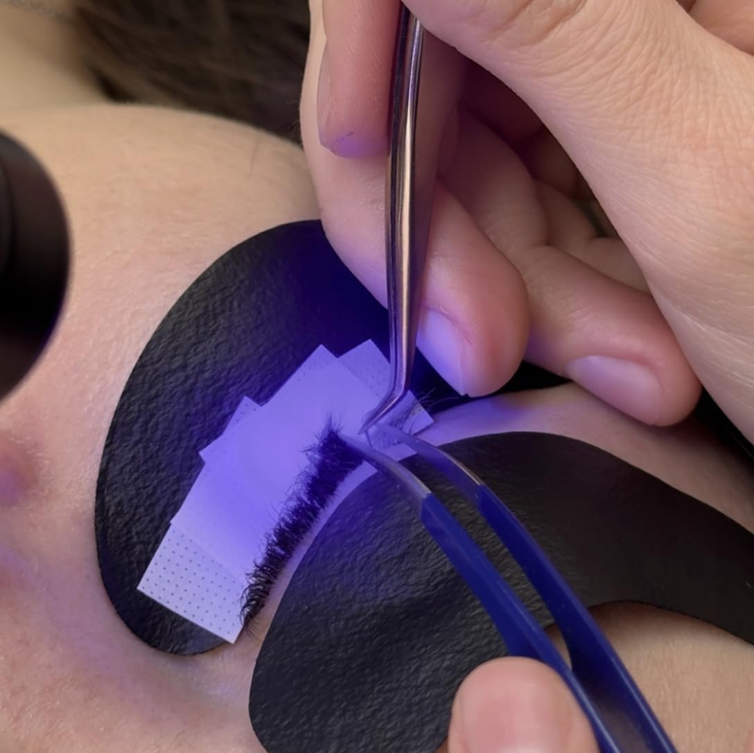 UV Wimpernkleber Grey – UV-aktivierter Wimpernkleber, Funktioniert nur unter UV-Licht – 1–3 Sek., 5 ml
