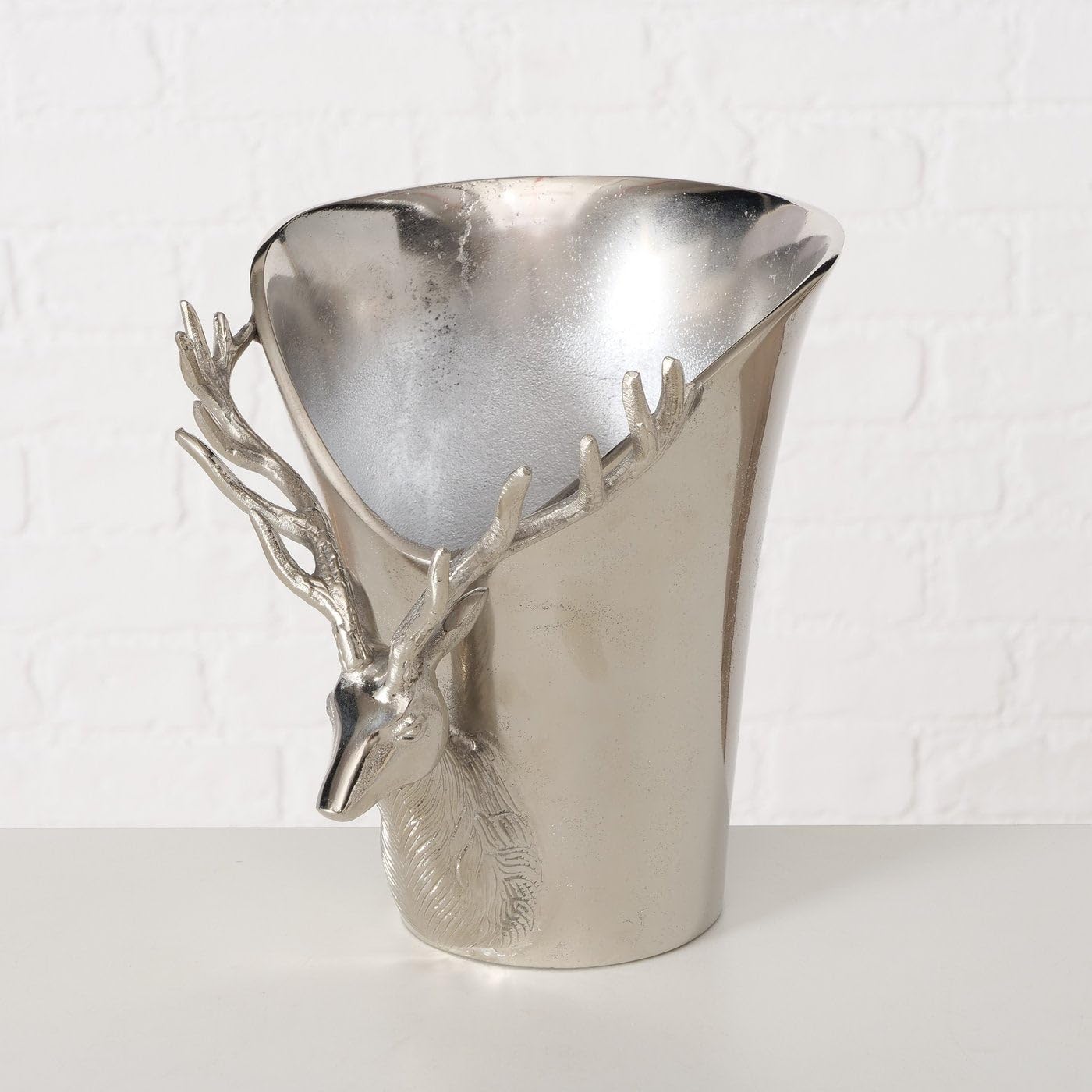 Silber Sekt- und Weinkühler mit Hirschmotiv, Aluminium vernickelt, 23 cm Länge
