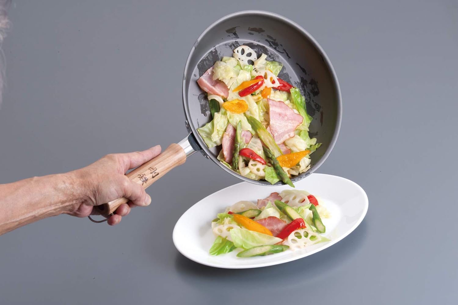 遠藤商事 TKG Corporation AFL1501 Commercial Frying Pan, 7.9 inches (20 cm), Rigid Iron, Made in Japan