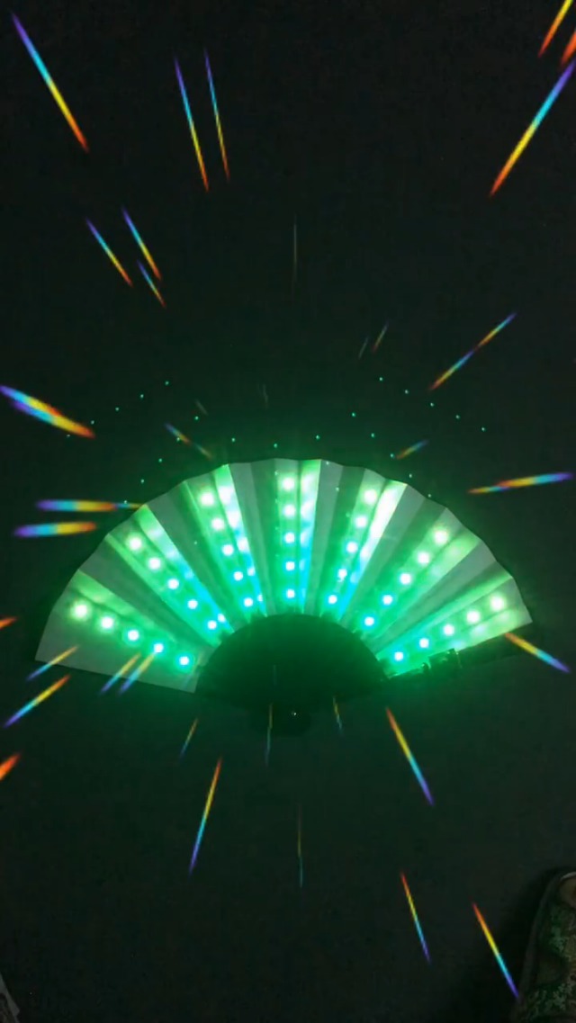 Ventaglio LED Pieghevole - Luci Colorate Per Spettacoli E Feste - Foto 3