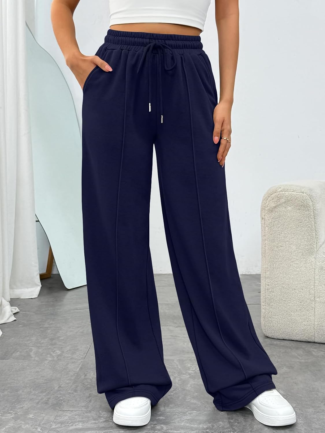 Trendy Queen Womens Wide Leg Sweatpants Baggy Loose Fall Barrel Casual Lounge Athletic Pants Comfy Teen Girl Cute Joggers