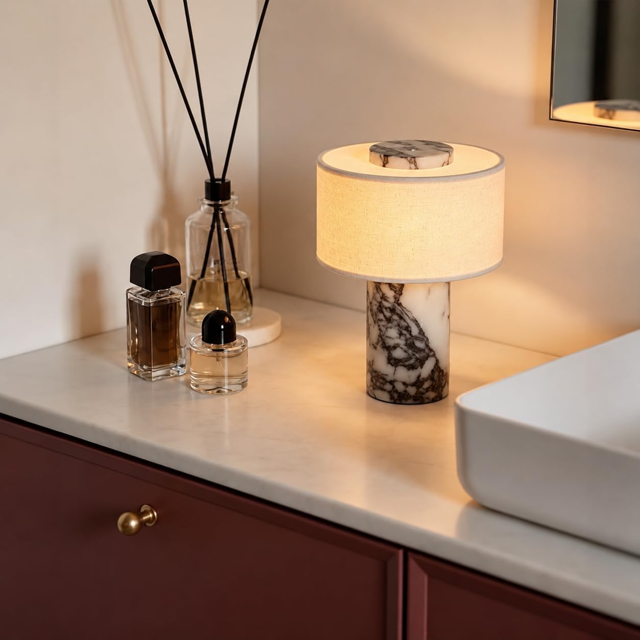 Moderna lámpara de mesa inalámbrica de mármol genuino con pantalla de lino, 3 vías táctiles, regulable, USB-C recargable, luz de mesita de noche para dormitorio y sala de estar