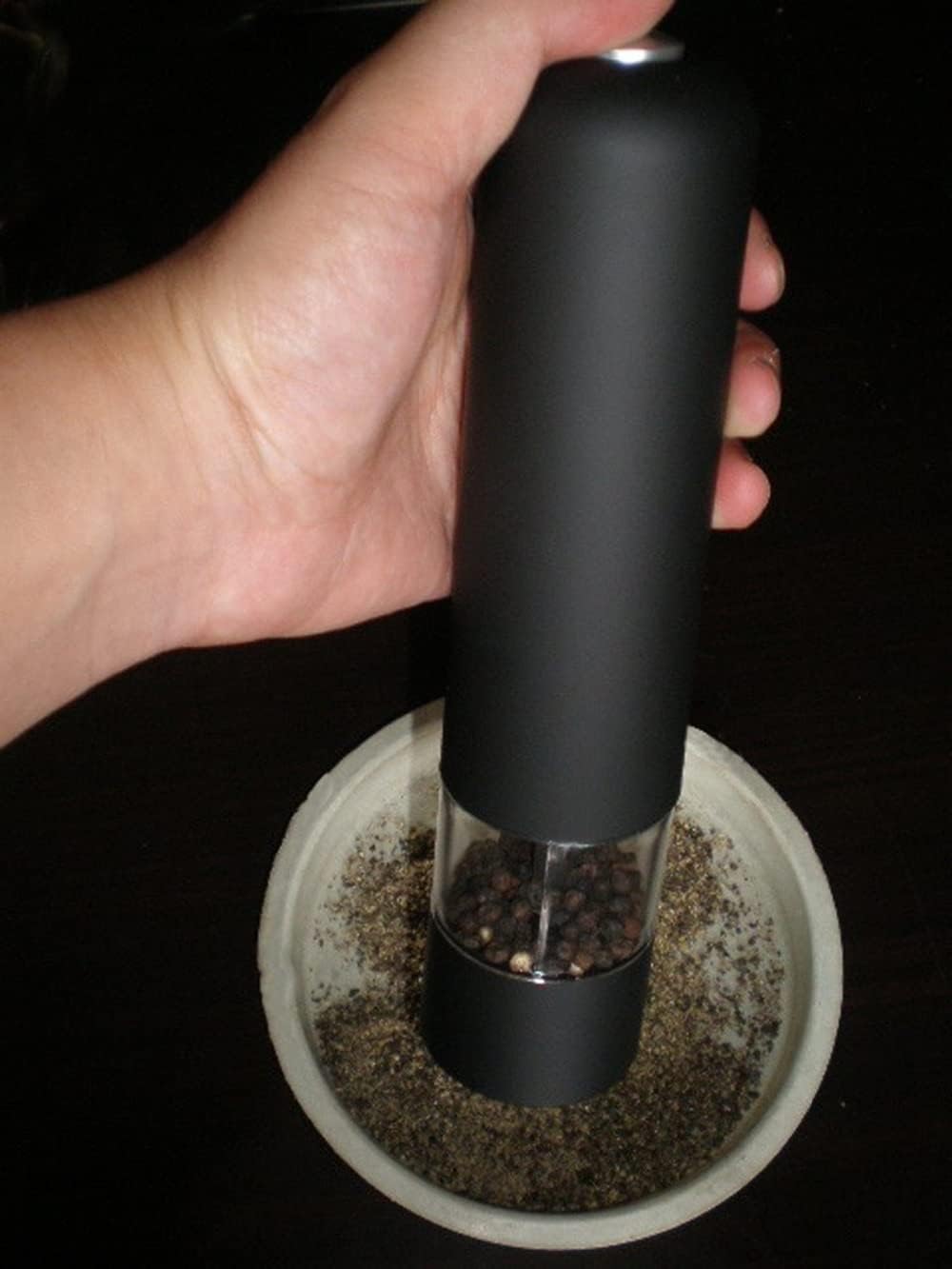 Utensili da Cucina Macina Pepe Elettrico o macina Sale Macina spezie ABS Macina Pepe Automatico Alimentato a Batteria Ruvidità Regolabile Migliorato