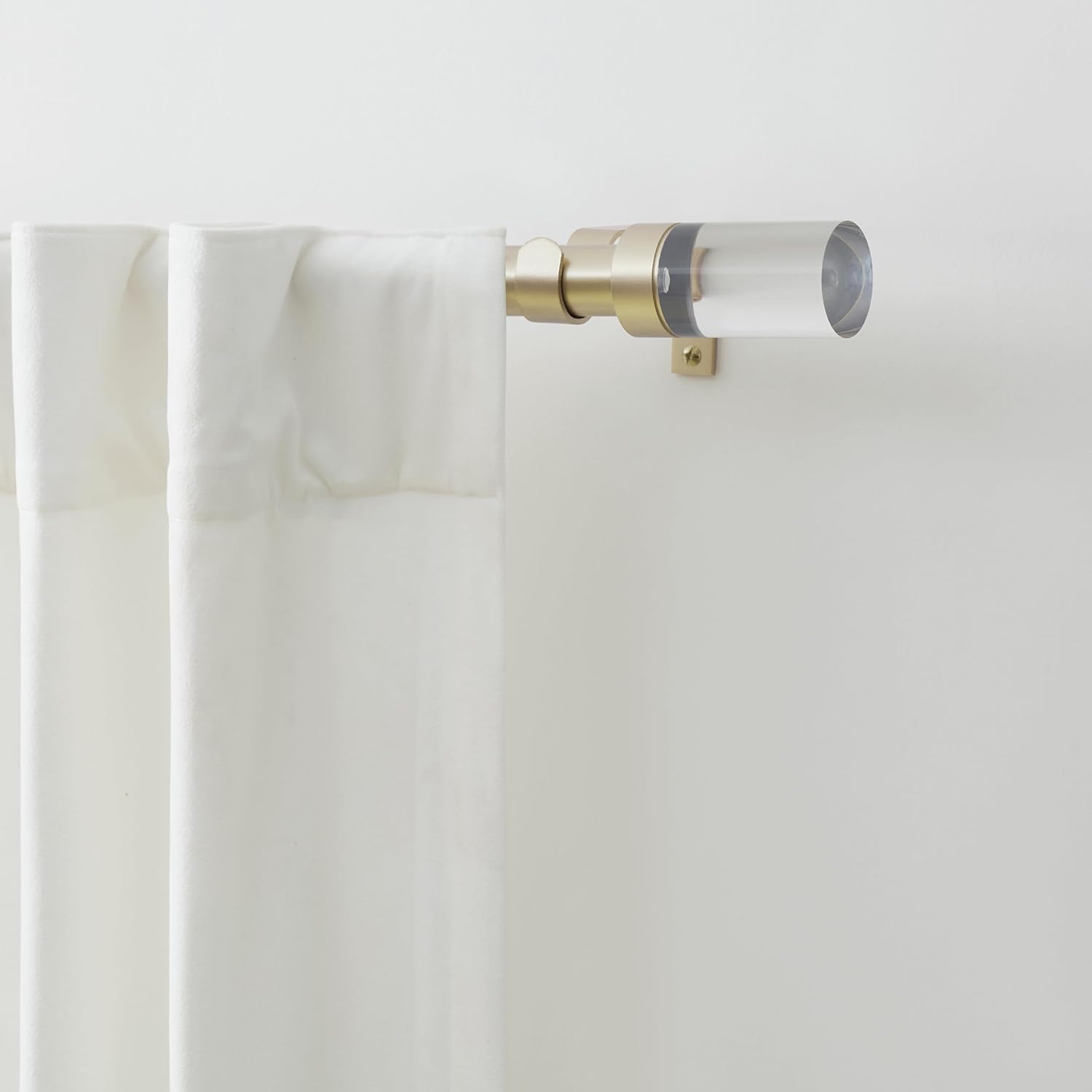 DKNY Liam Curtain Rod for Windows 66 to 120 inches, Adjustable Length 1 inch Diameter Metal Curtain Rod with Round Finials, 66” – 120”, Gold