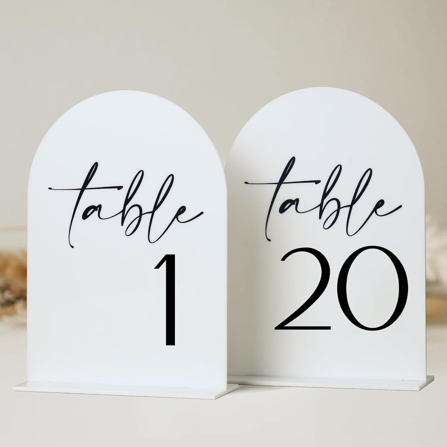 ホワイトアーチ アクリルテーブルナンバー スタンド付き 1-20 5x7インチ ホワイト アーチ型アクリルサインとアクリルベース ア