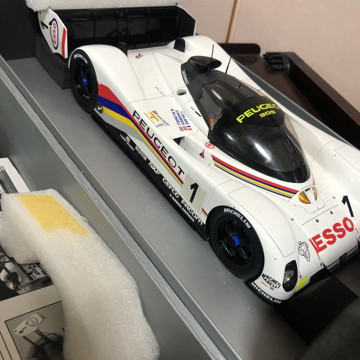 : 110 Unused Finished Product Spark 1⁄18 Peugeot 905