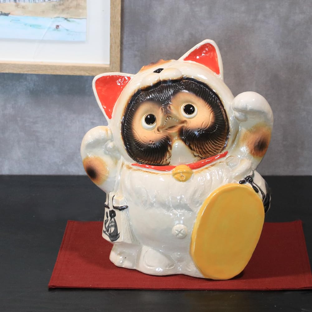 Amazon.co.jp: しがらき焼き 招き猫タヌキ 招きネコを被った狸 置物