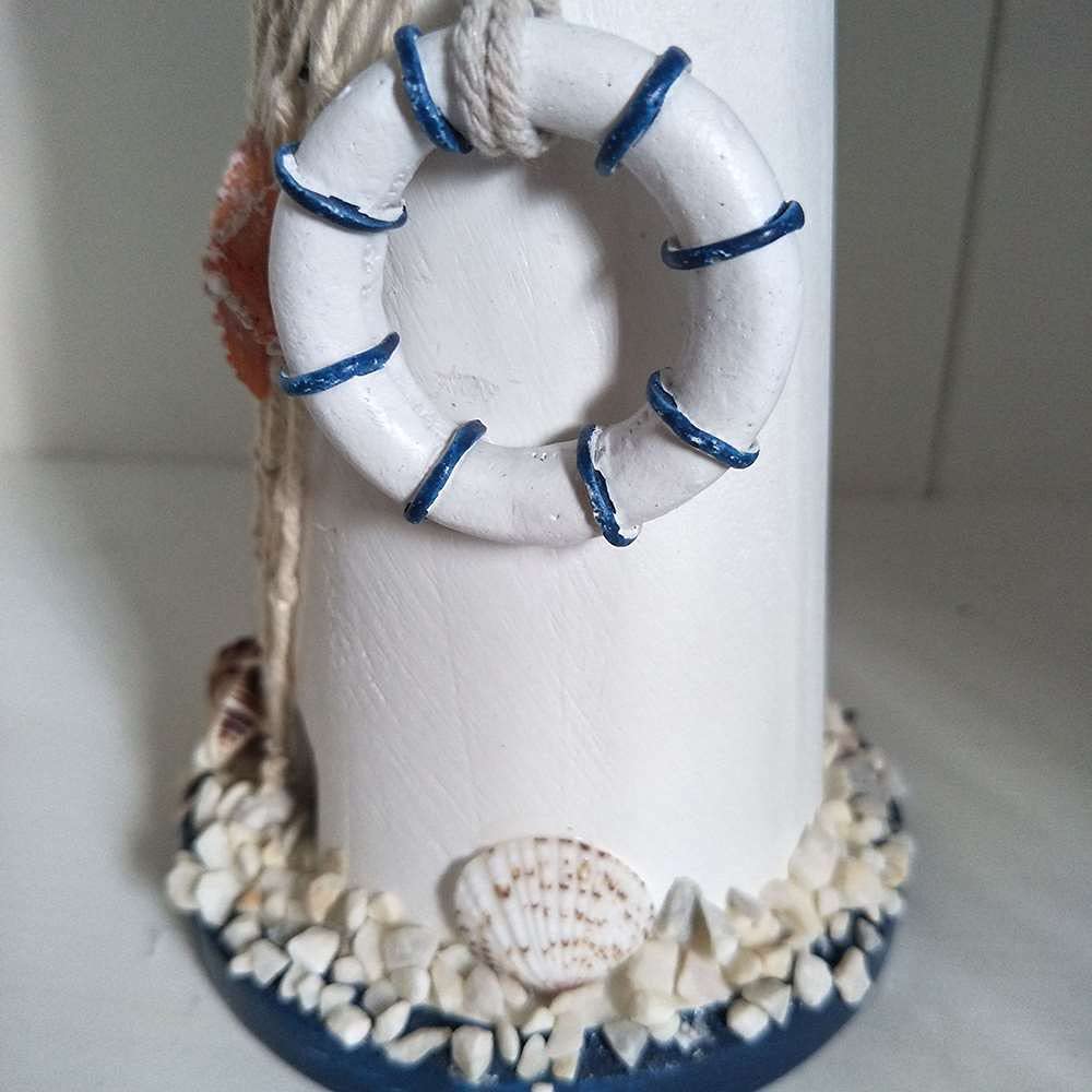Sculpture Drewniana latarnia morska światła wieży Dekoracje Dekoracje Miniatur Starfish Shulls Handmade Desktop Dekoracyjne Ozdoby rzemiosła Statue