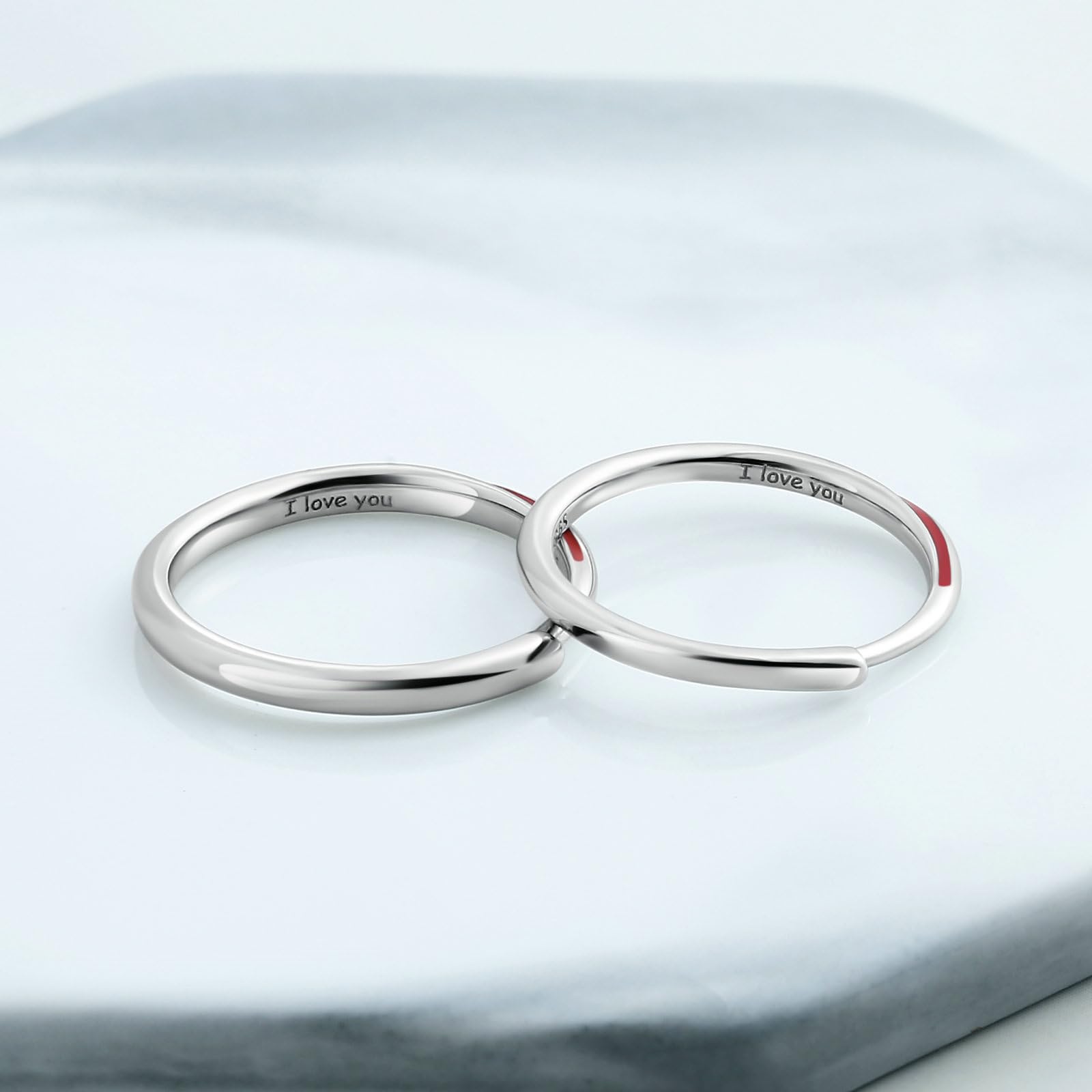 BCughia Anello Coppia Filo Rosso, Anelli Coppia Argento 925 con Linea Rossa Anelli Fidanzamento Coppia Personalizzata Anelli Matrimonio Lui e Lei Regolabili