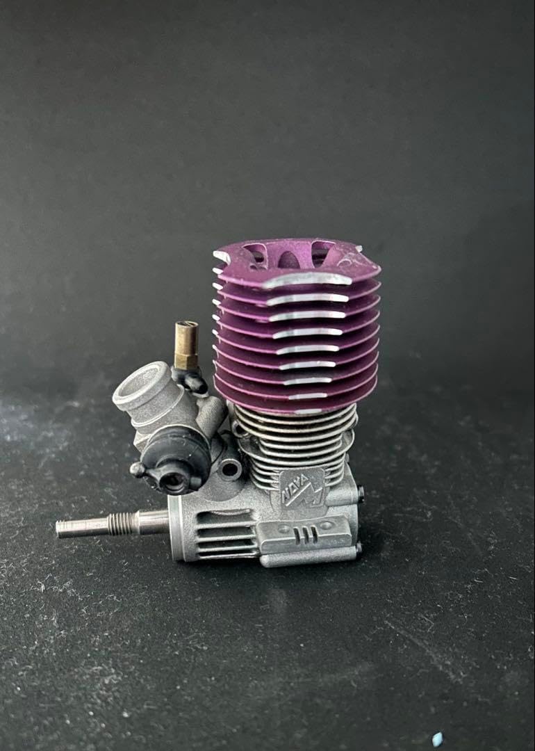 ノバロッシ社C12 エンジン パープル ノバロッシ社C12 エンジン