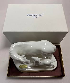 ★お値下げ★　ノリタケ 白馬の親子 置物 Amazon.co.jp: 限定版 ノリタケ Noritake 馬の親子 置物 母の日