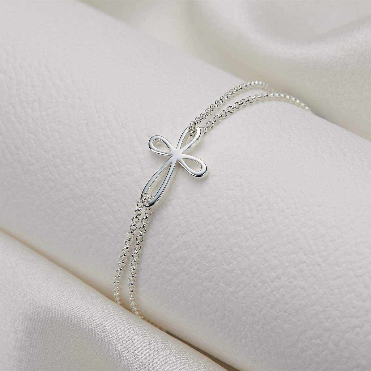 Molly Brown Braccialetto con croce in argento Sterling, ideale per battesimo, comunione, per ragazze, damigelle d'onore e damigelle d'onore