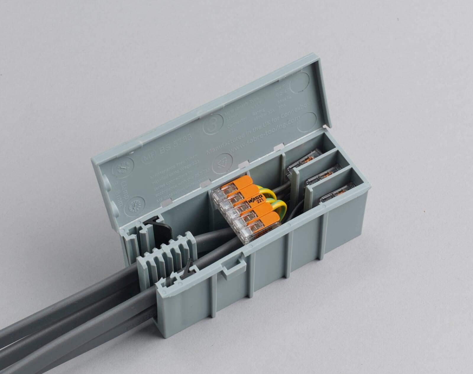 Connexbox Electrical Junction Box for 221-4 Connectors, Pack of 3 maintenance-free junction box designed for use with Wago® 221-4xx series lever clamp connectors.