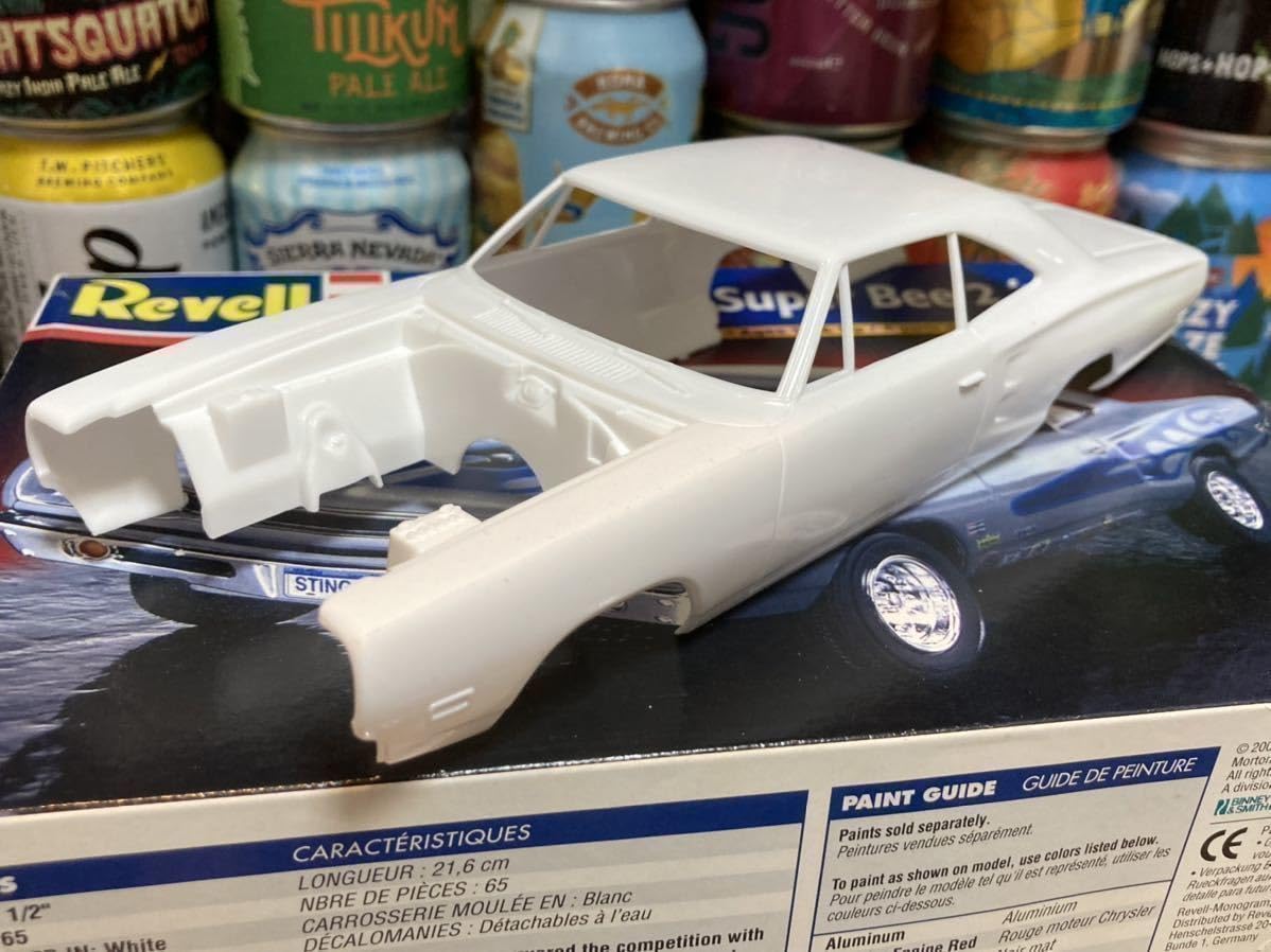 Amazon | Revell 1/24 '69 Dodge Super Bee 2in1 レベル プラモデル