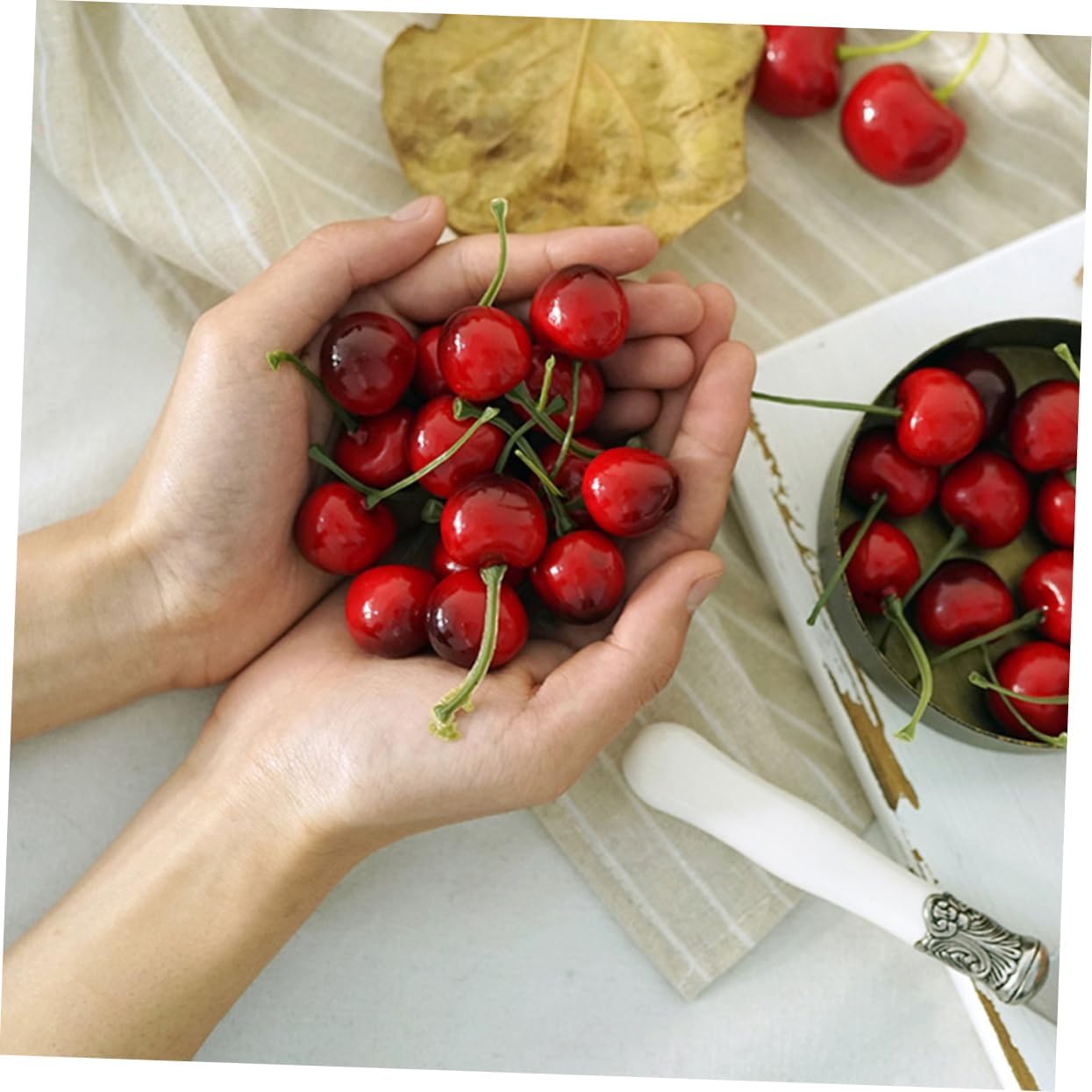 Garneck 300pcs Artificial Cherry Fruit Model Realistic Simulation Cherry Decor for Photography and Home Decoration Safe for Boys and Girls Lightweight and