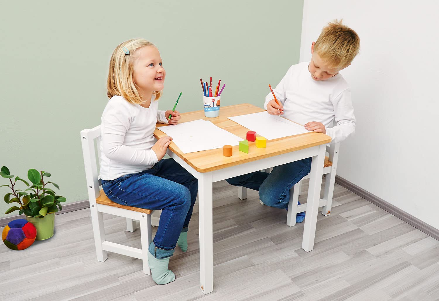 Pinolino Tavolo per bambini in legno massello Fenna, altezza 51 cm per 2-7 anni, laccato bianco e trasparente