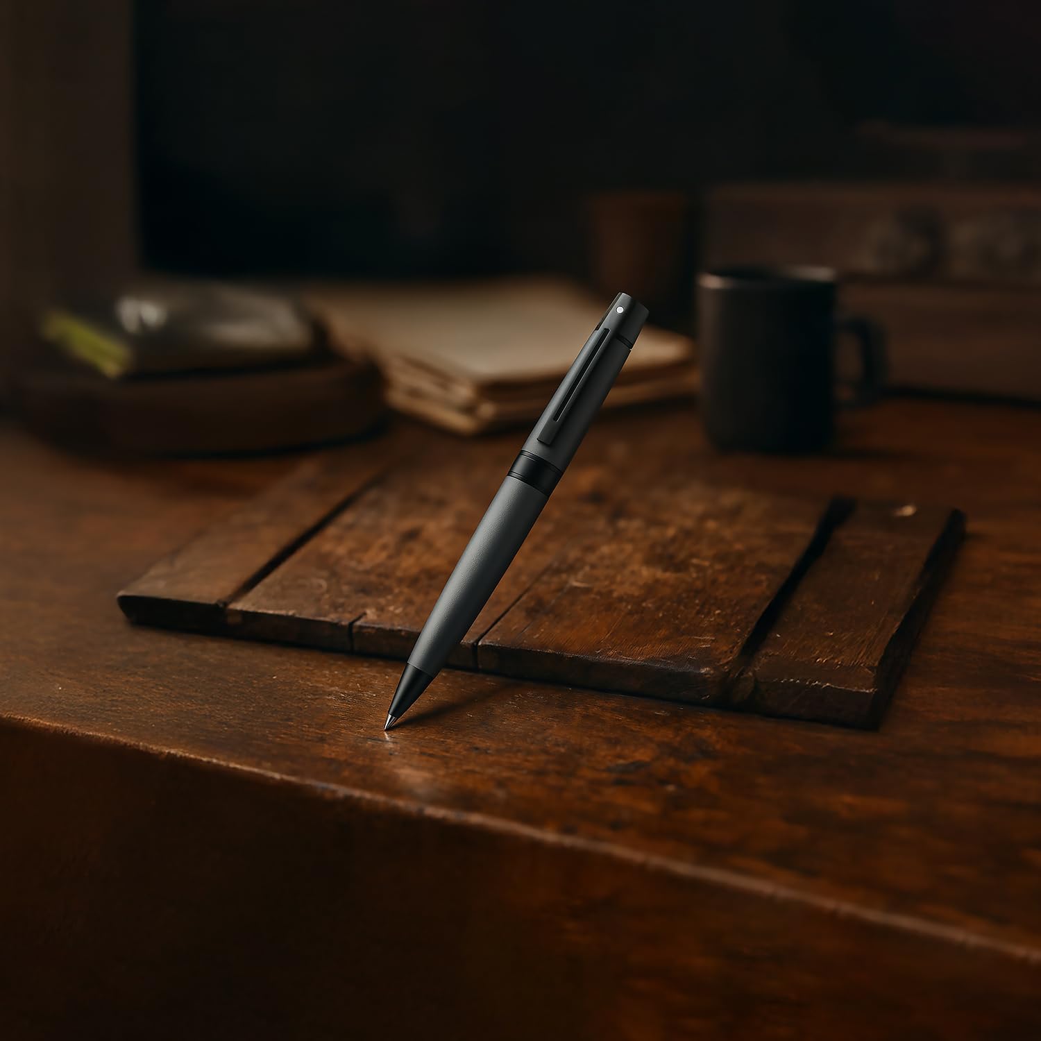 Sheaffer 300 9345 - Bolígrafo gris mate con bordes negros pulidos