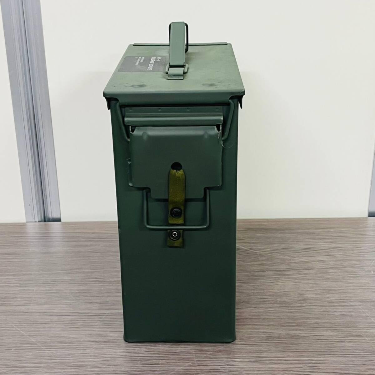 Amazon.co.jp: アンモ缶 中 ミリタリー 米軍放出品 アーモボックス 