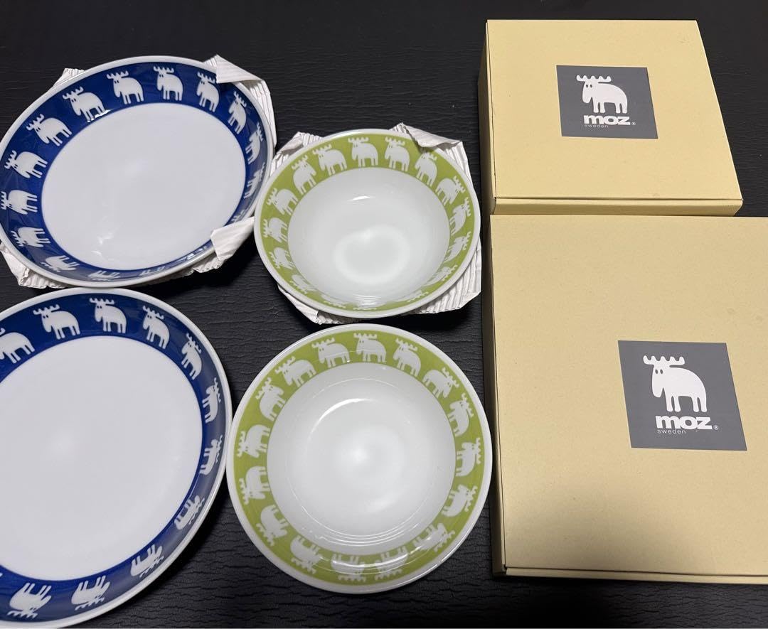 未使用　モスバーガー　ペア食器セット　マグカップ・ボウル・プレート Amazon.co.jp: MOZ ペアボウル ペアプレート セット 食器 モズ お皿