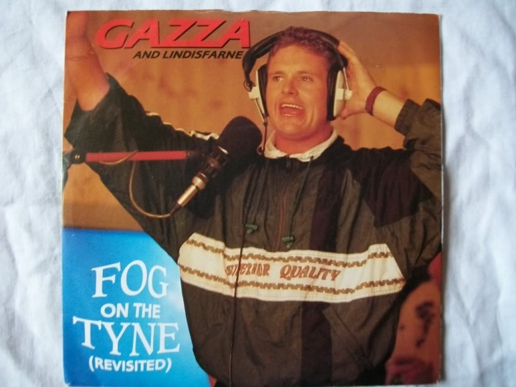 Fog On The Tyne - Gazza And Lindisfarne 7