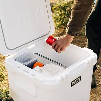 YETI ローディ24 &amp; 専用バスケット Amazon.co.jp: YETI Roadie 24とYeti Roadie32対応のクーラー