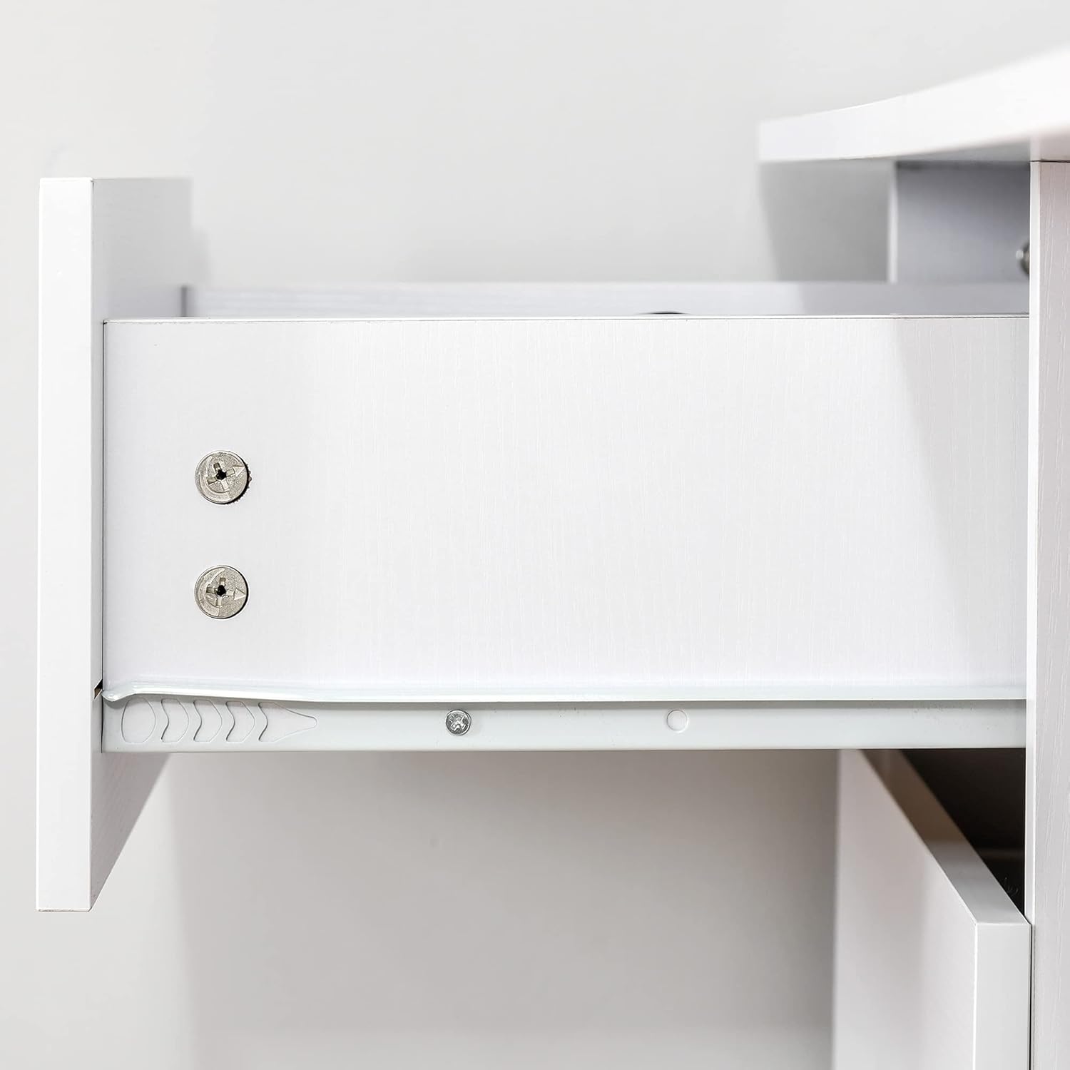 HOMCOM Computer Desk with Storage, 47" Writing Table with 3-Tier Shelves and 3 Reversible Drawers, Work Desk for Home Office, Bedroom, White - Image 8