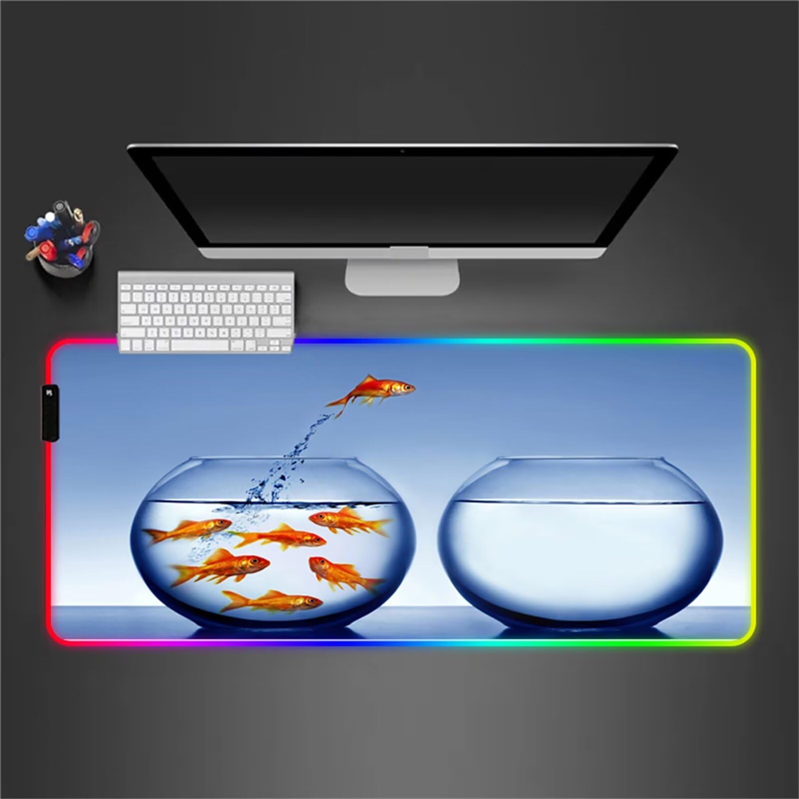 Tappetino per Mouse RGB XXL Grande Tappetino per Mouse da Gioco LED Pesce dell'Acquario 900x400x4mm con 14 Modalità di Illuminazione e Base in Gomma Antiscivolo per Giochi Lavoro e Studio