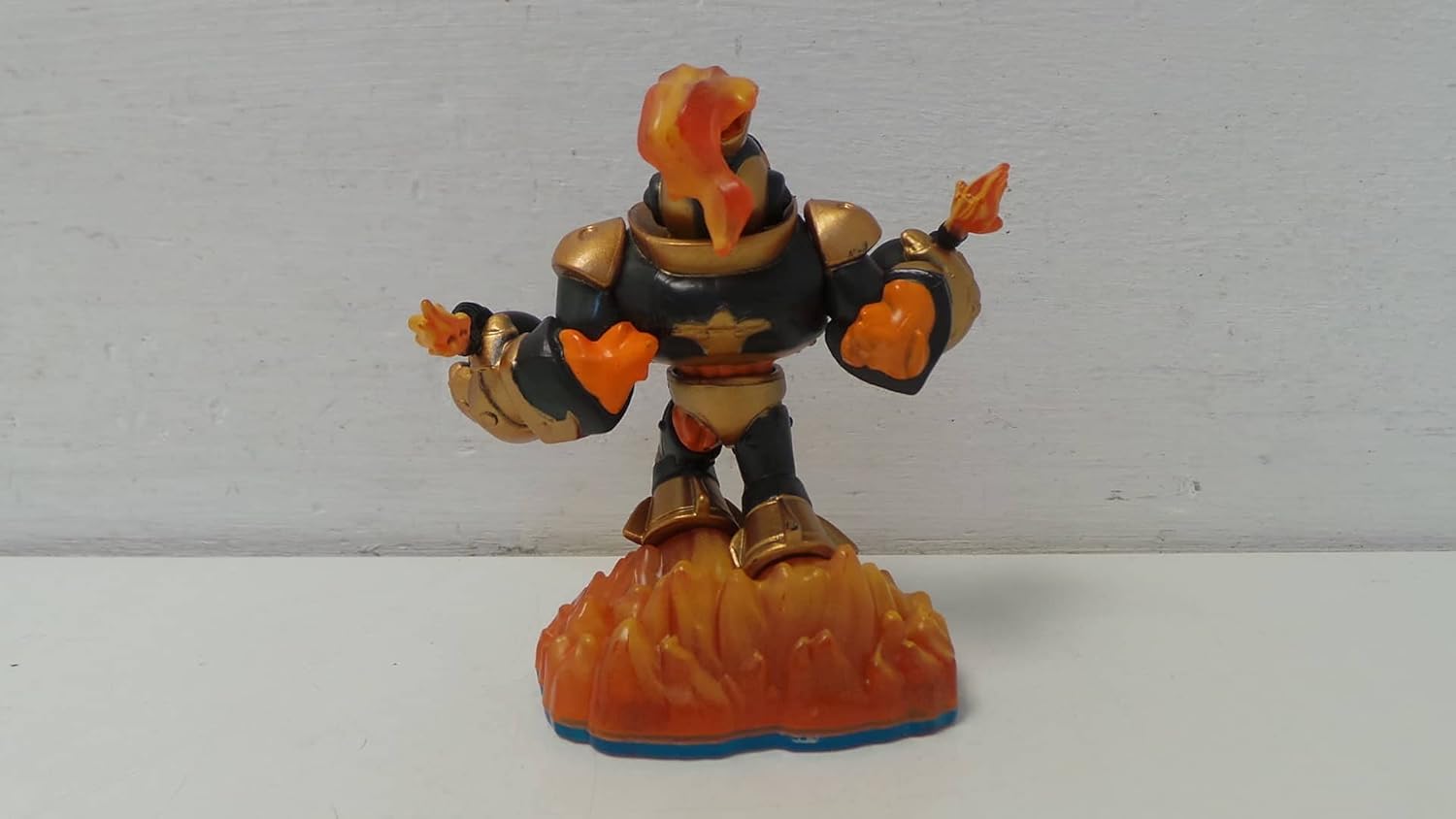 Skylanders SWAP Force Loose SWAPPABLE Figure Blast Zone (from Regular Edition Starter) : Video Games