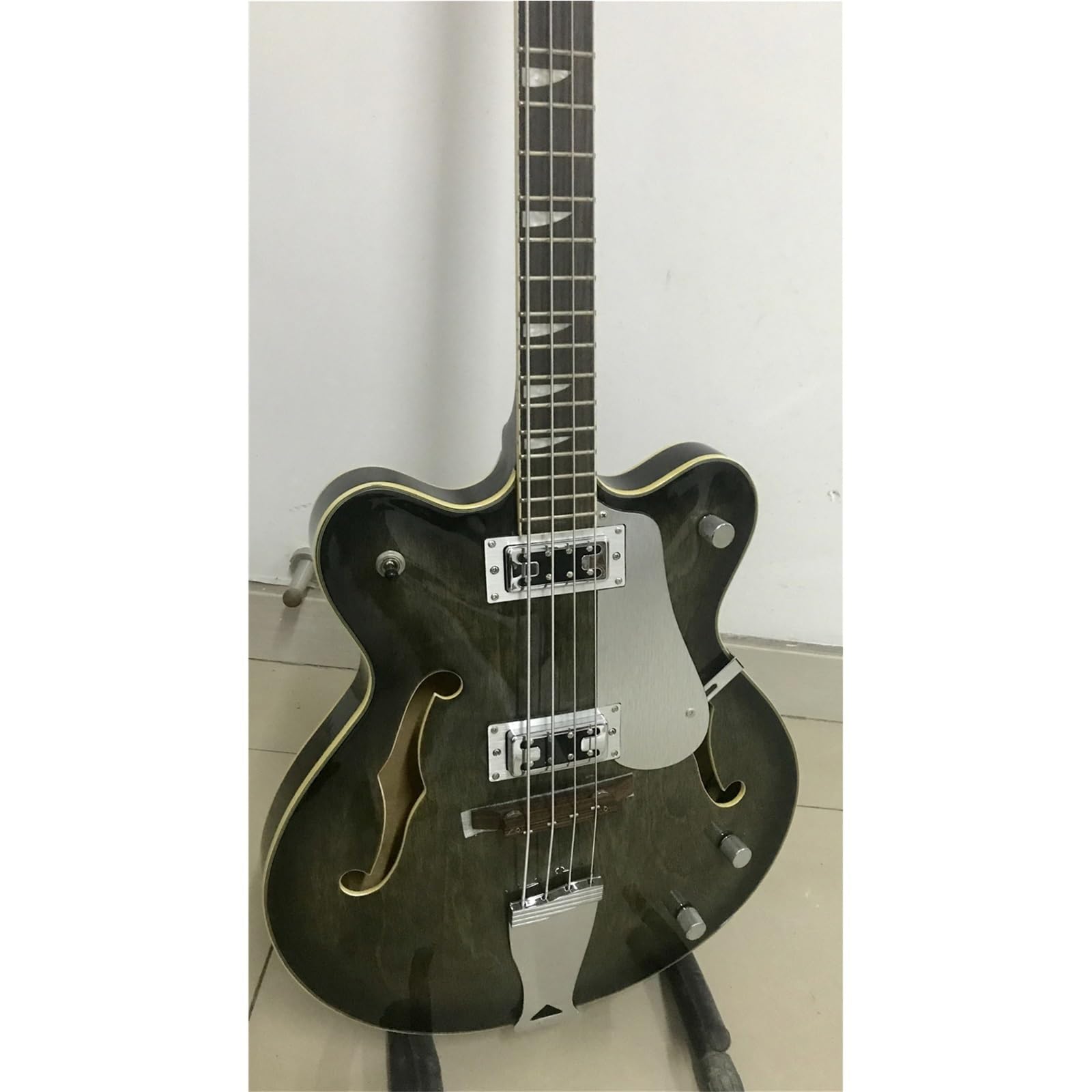 4-strunowa Ręcznie Robiona Gitara Basowa F Hole Semi Hollow Professional Jazz Electric Bass Transparent Black