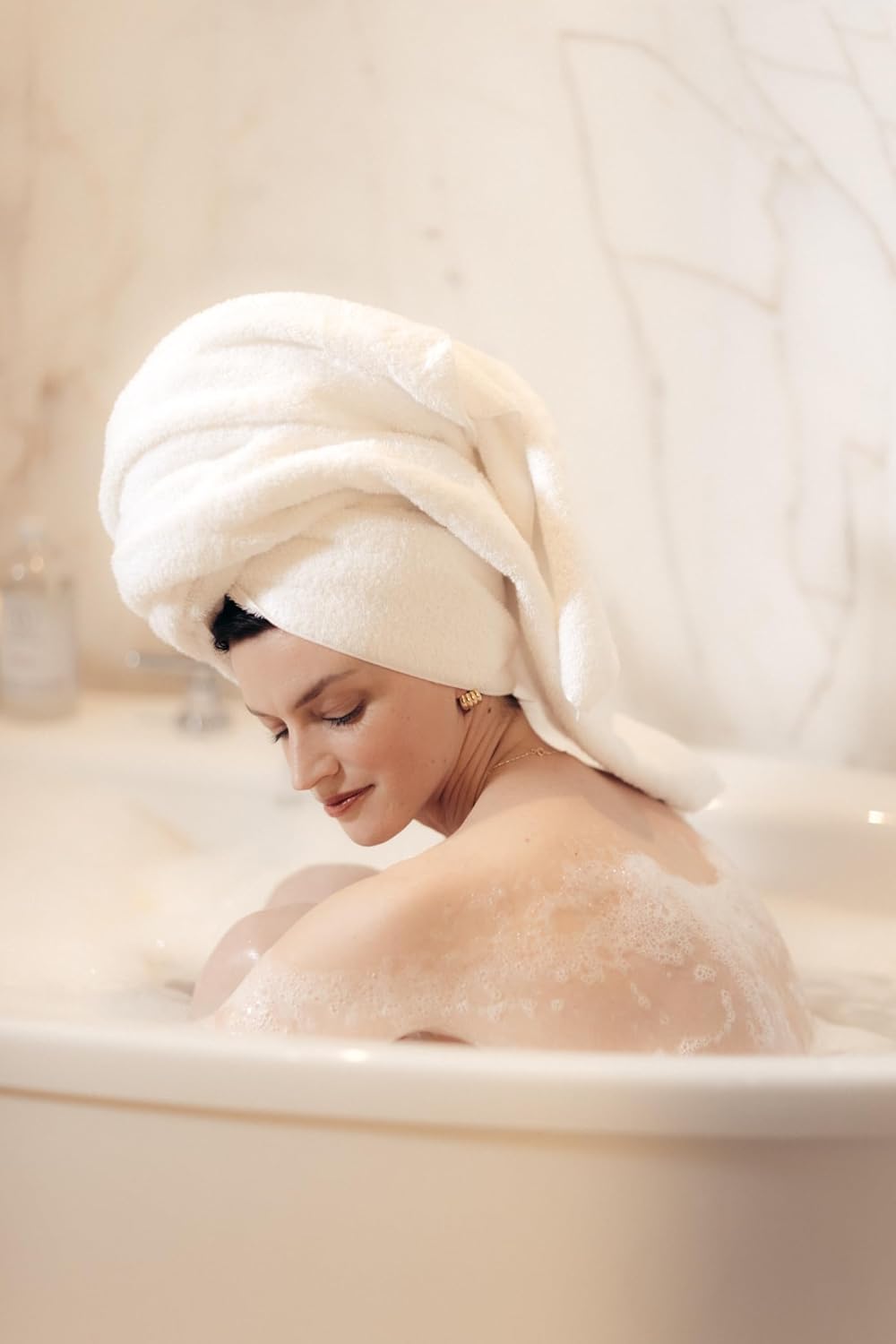 Bathorium BeCalm Bubble Elixir, Relaxing Bubble Bath with Bergamot, Earl Grey Tea & Lavender, Moisturizing & Soothing for Skin, Stress Relief and Relaxation, Approximately 10 Baths, 16.9 fl.oz - Image 7