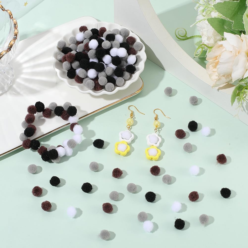 SUNNYCLUE 400pcs 10mm Brown Pom Poms Craft Pompoms Round Black White Polyester Fuzzy Puff Soft Small Mini Arts Crafts Pompom Balls Bulk for Women DIY Winter Creative Home Decoration Gifts Supplies
