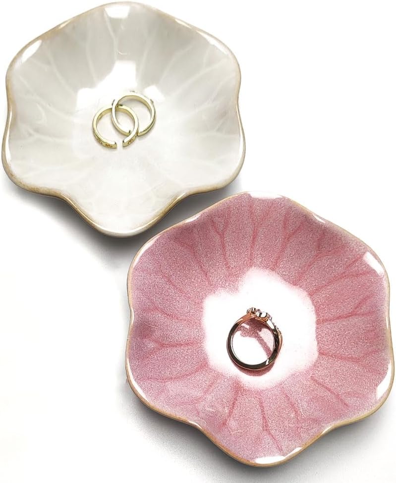 Ceramic Leaf Dish, Tiny Key Bowl, Small Ring Dishes Holder, Jewelry Plate, Trinket, Nightstand Decor for Entryway Table Home Decor Gift for Mom, Women, Girls