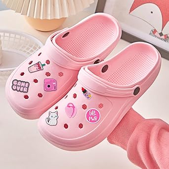 100 stuks schoensteker, schoenbedels voor Crocs steker, cartoon schoensieraden voor kinderen, klompen, armbandbedels, pin shoe voor peuters, armbanden, dames, meisjes en jongens, pvc-kunststof, Geen