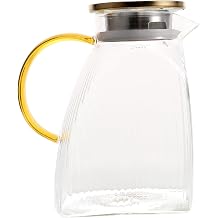 Glass Water Jug with Lid for Refrigerator Side Door Heat-resistant Cold Water Pitcher for Juice Tea and Beverages Transparent Kitchen Drink Pitcher Household Use