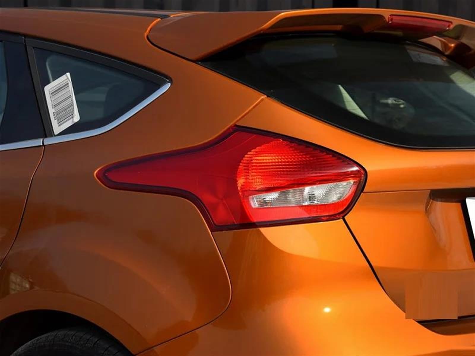 Autobeleuchtungs-Upgrade Für Focus Fließheck 2015 2016 2017 2018 Rücklicht Rückleuchten Montage(Left)