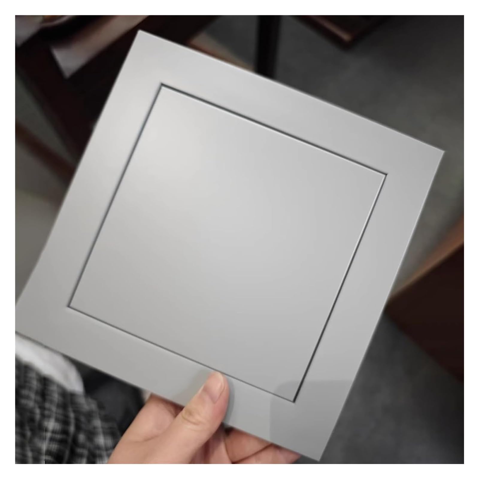Puerta de acceso magnética para fontanería, panel de acceso sin costuras para paredes, fácil de abrir/cerrar, pestillo táctil de 4 tornillos, escotilla empotrada, gris, 350 x 550 mm / 13.8x21.7in