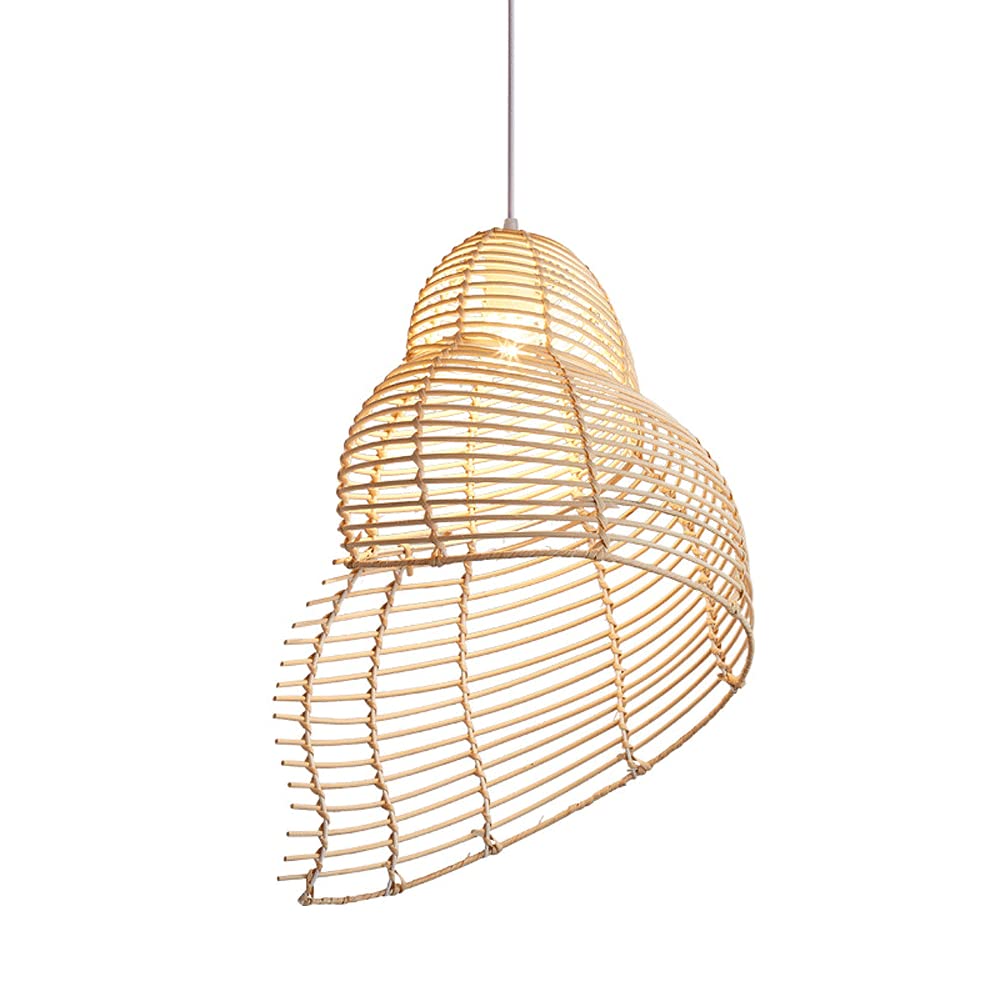 Suspension rétro en rotin spirale beige pour une ambiance de salon cocooning