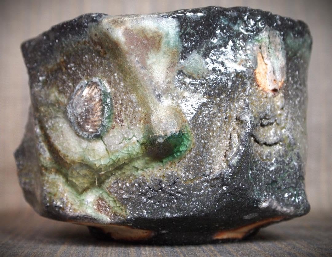 最上作★新学【師＆父：新歓嗣】★伊賀鎬茶碗★ビードロ★共箱・共布 最上作新学師＆父新歓嗣伊賀鎬茶碗ビードロ共箱・共布 伊賀