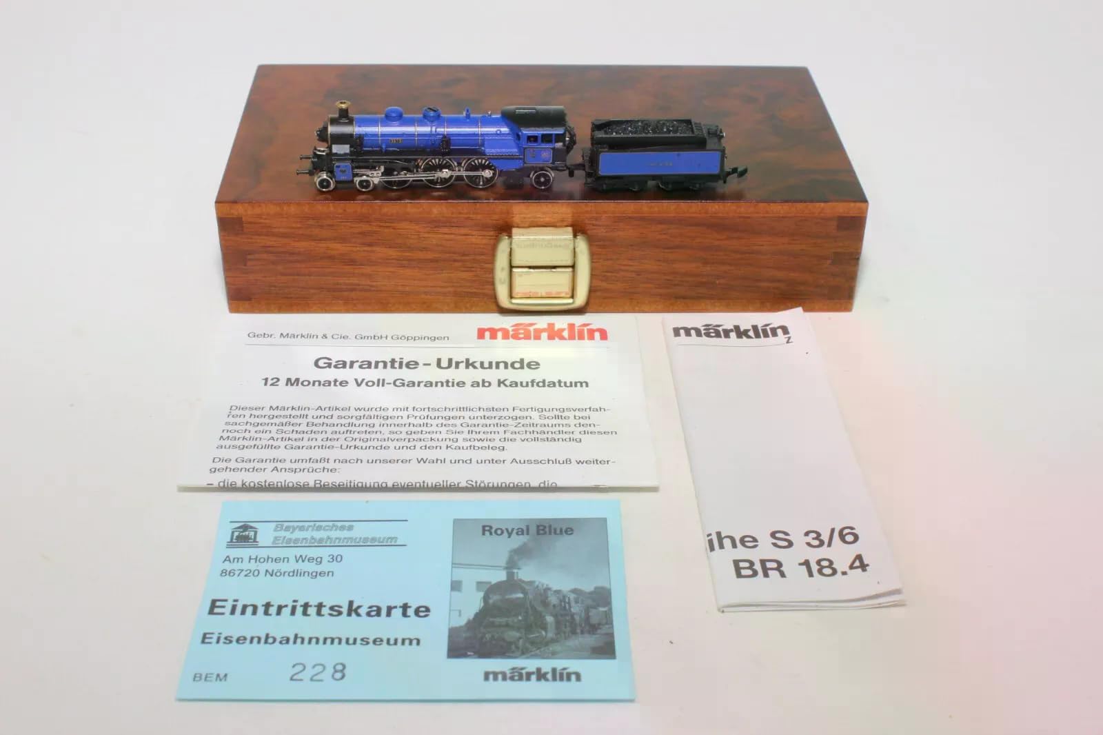 märklin Zゲージ 蒸気機関車 88921 Amazon.co.jp: ZスケールMarklin 88921 4-6-2蒸気機関車(入札