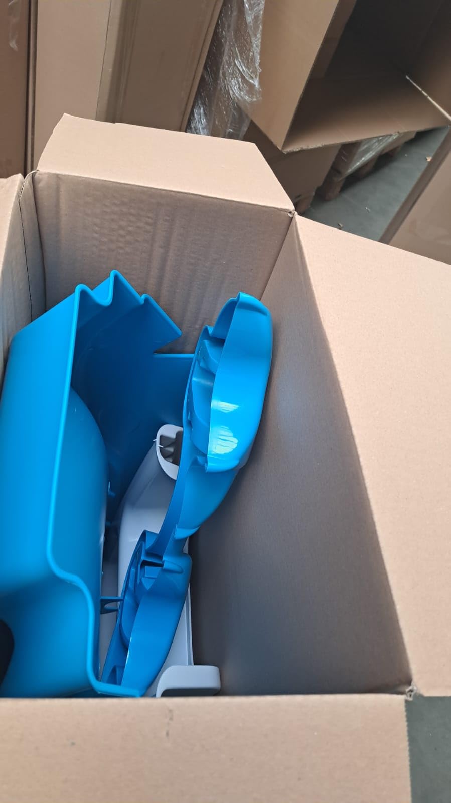 Toboggan pour tout-petits pour jardin et intérieur, toboggan pour bébé indépendant en plastique, hauteur d'entrée basse de 61 cm, anti-basculement, bleu/gris clair, à partir de 2 ans