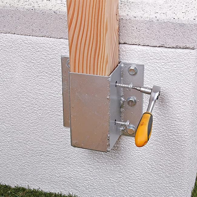 Suinga. Square metal wall anchor 7 x 7 x 15 cm, Grey - Image 3