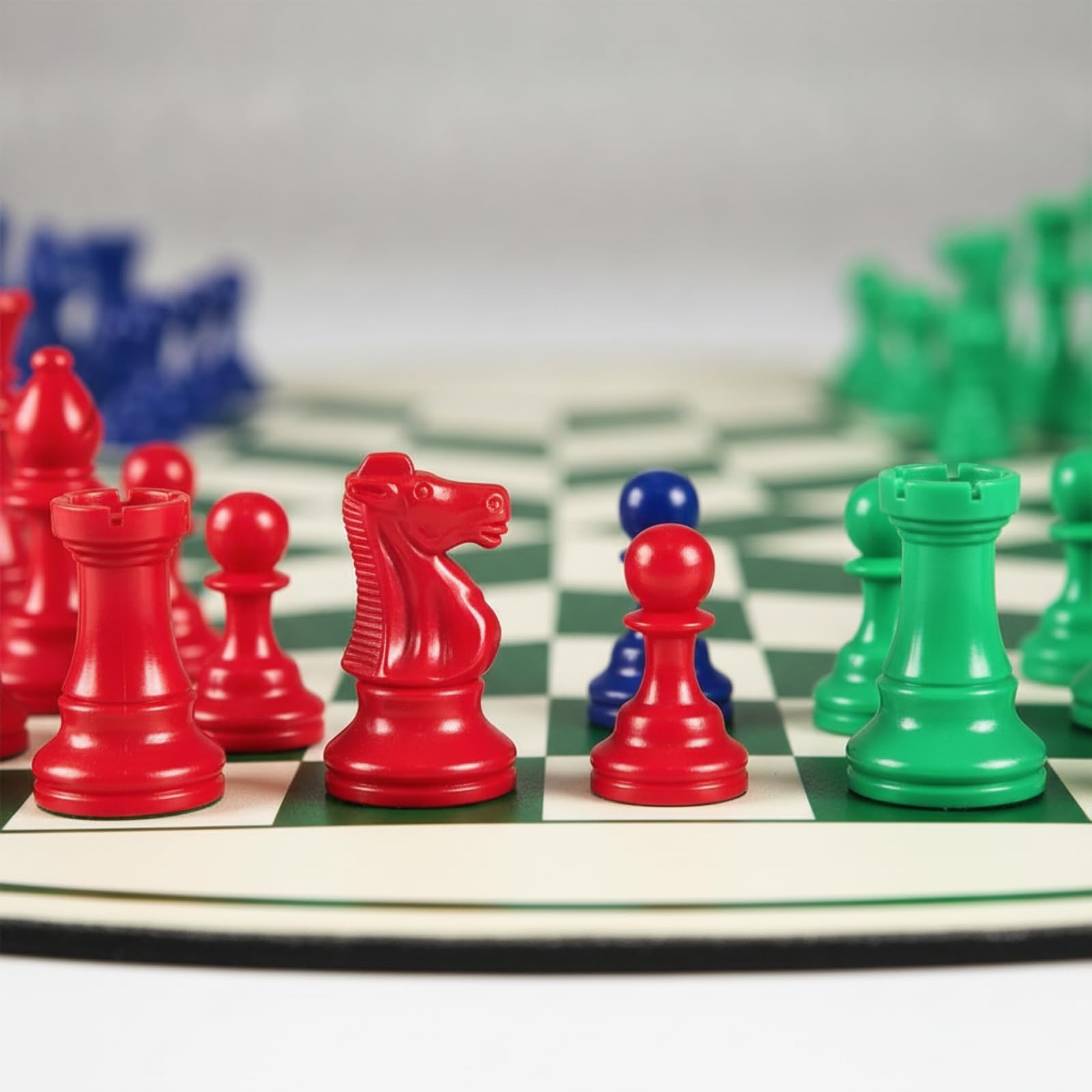 Jeu D'échecs à 3 Joueurs avec Plateau Rond Familial Jeu D'échecs à Trois Joueurs en Plastique Échiquier Coloré pour Écoles, Soirées Jeux