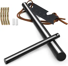 BCHARYA Ferramenta de sobrevivência para iniciantes de fogo, kit de haste de ferro com cordão de pescoço de couro e multiferramentas, ignição de sobrevivência de pederneira e aço com corda e aba para