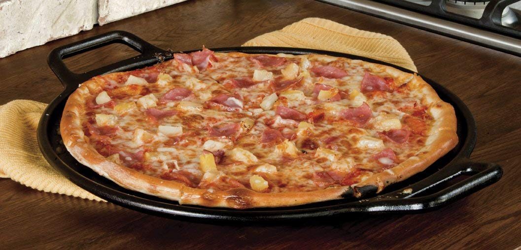 Lodge BOLD Pre-Seasoned Cast Iron Pizza Pan with Handles, 14 Inches — Amazon image 2