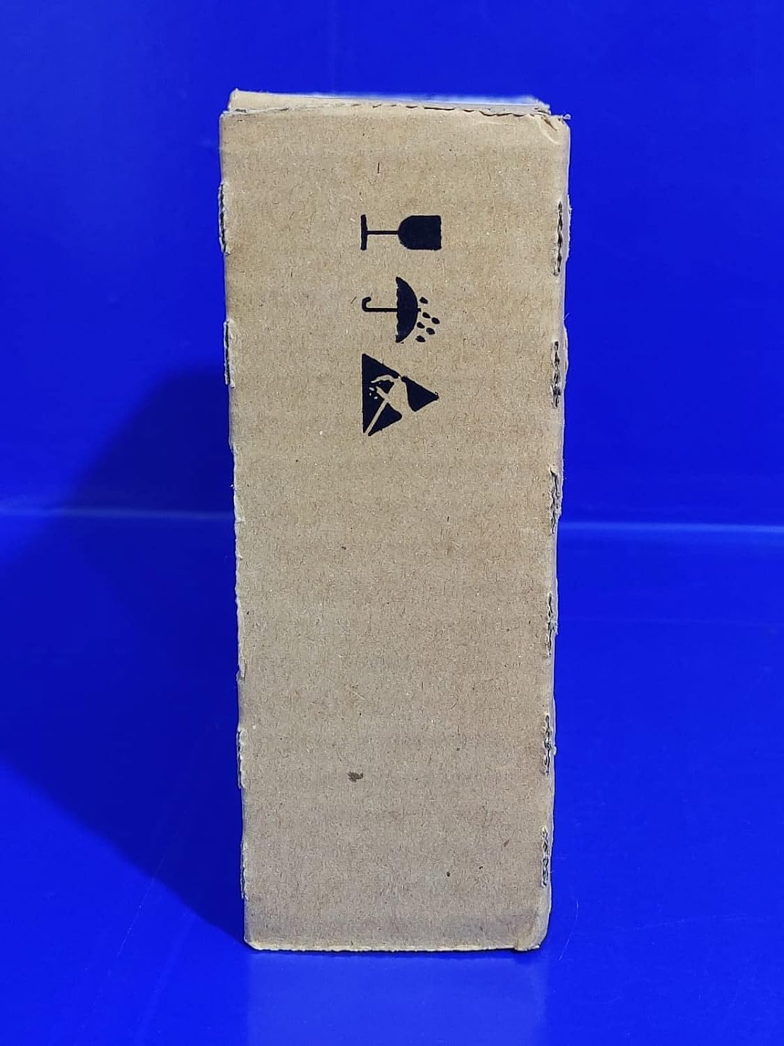 Top view of the A-B 5069-IB16 module box with recycling symbols and factory seal