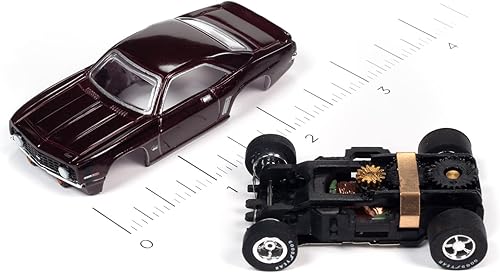 Miniatura 3 de Auto World Xtraction 1969 Chevrolet Camaro (Garnet Red) HO Scale - Coche con ranura para coche