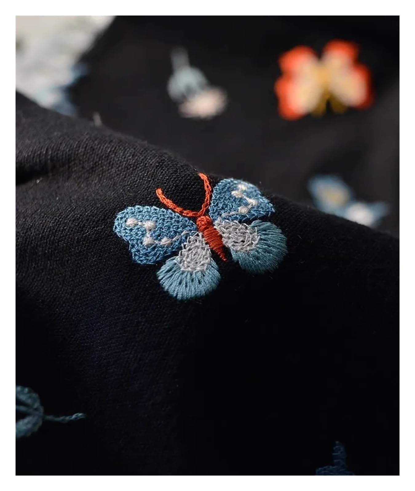 Tela de algodón y lino bordada con diseño de mariposas, hecha a mano, for sofá, almohada, mantel y bolso.(2 black)