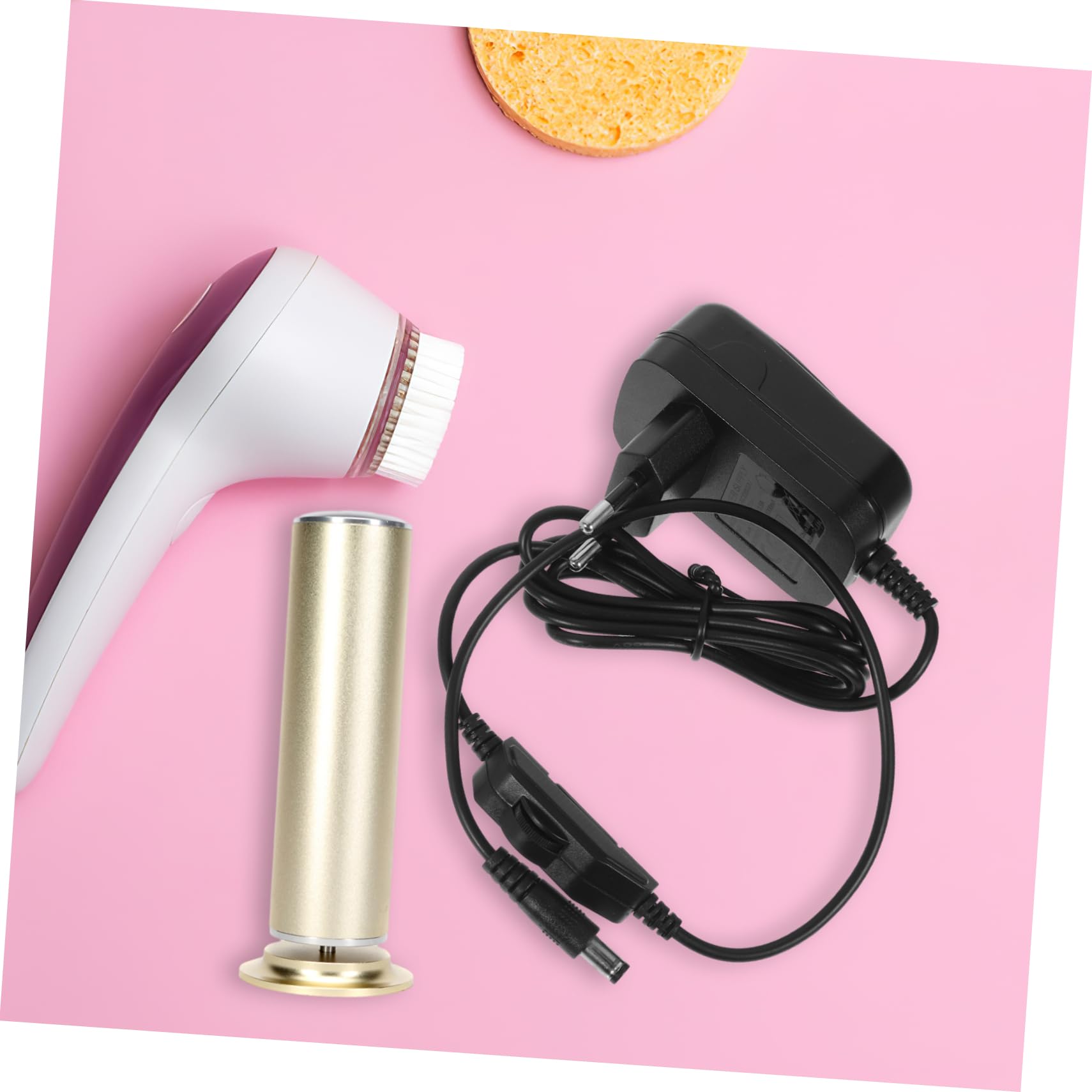 Removedor de Callos Eléctrico para Pies 12 W Recargable Dorado | Aluminio, Rotación Ajustable, para Piel Seca y Agrietada, Uso en Casa, Talones y Plantas